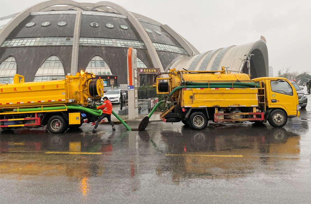 天津新村商场管道清淤
