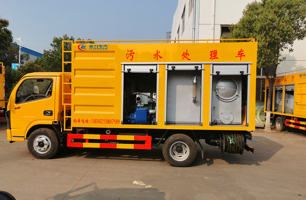 天津新村污水分离车