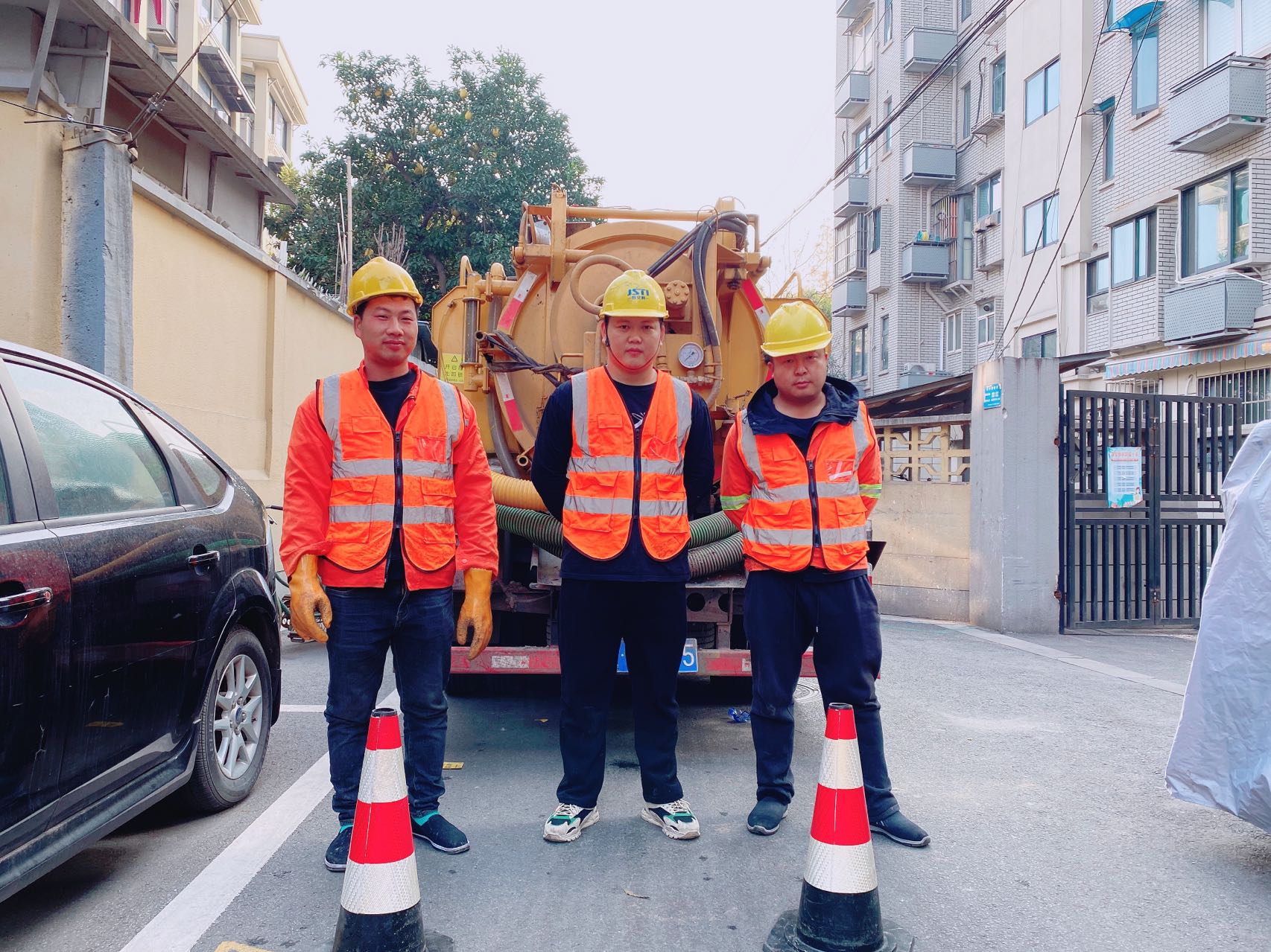 天津新村南京某小区管道清淤检测施工