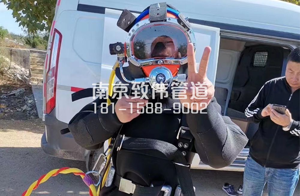 天津新村沉淀池清底